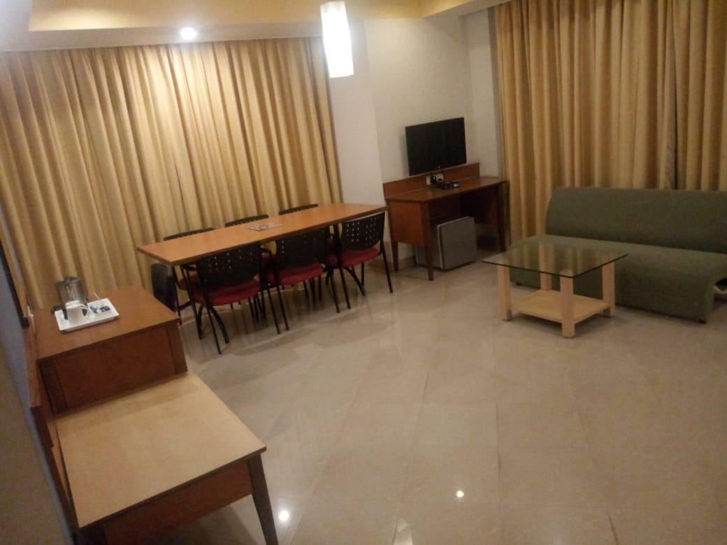 Goa Woodlands Hotel Márgáo Kültér fotó